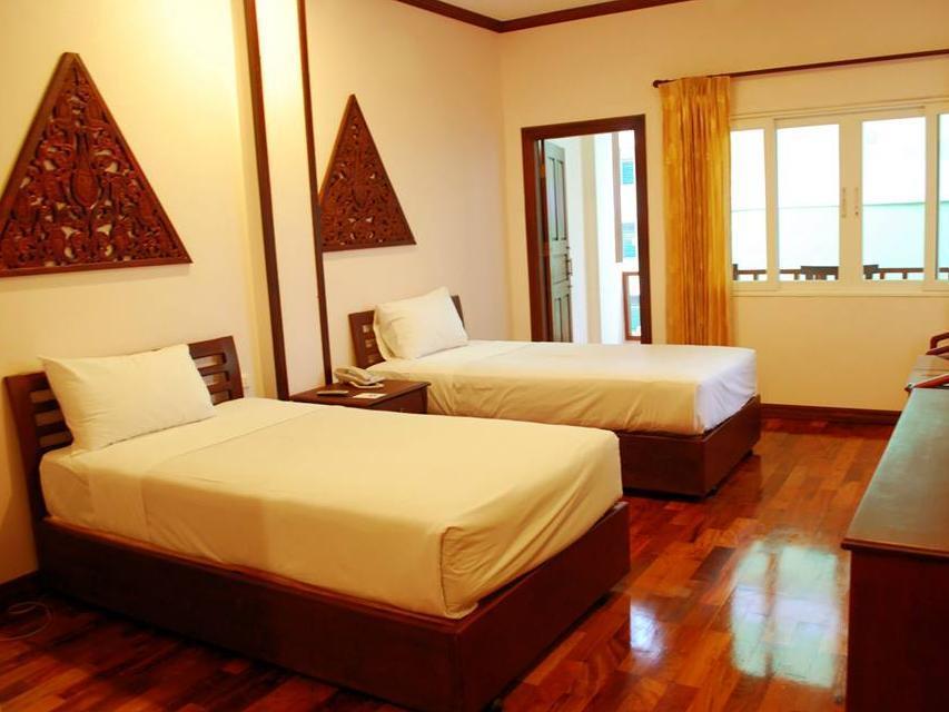 Sengtawan Riverside Hotel Vientiane Exterior photo